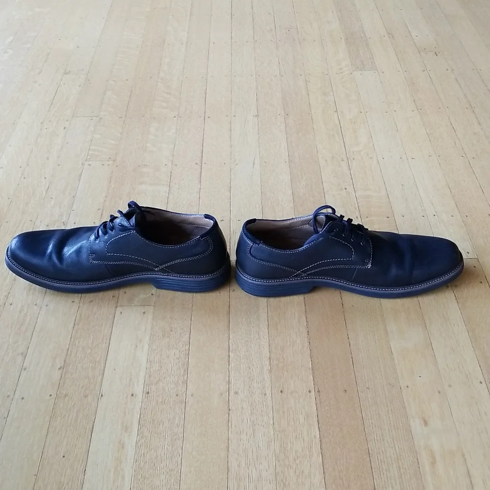 DOCKERS MEN'S BLACK OXFORD, 11 M - Picture 3 of 12